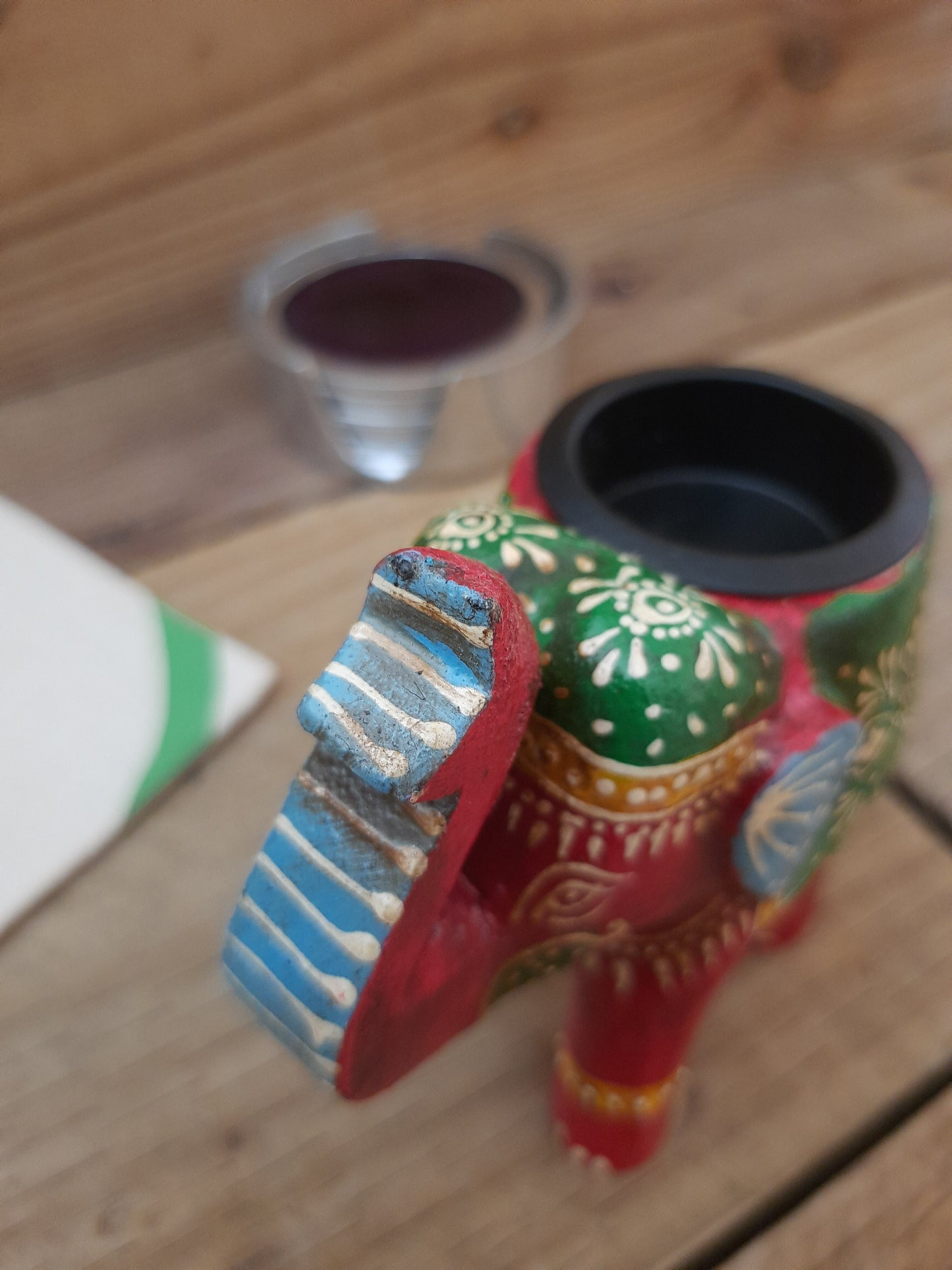 Snazzy Elephant Tealight Holder