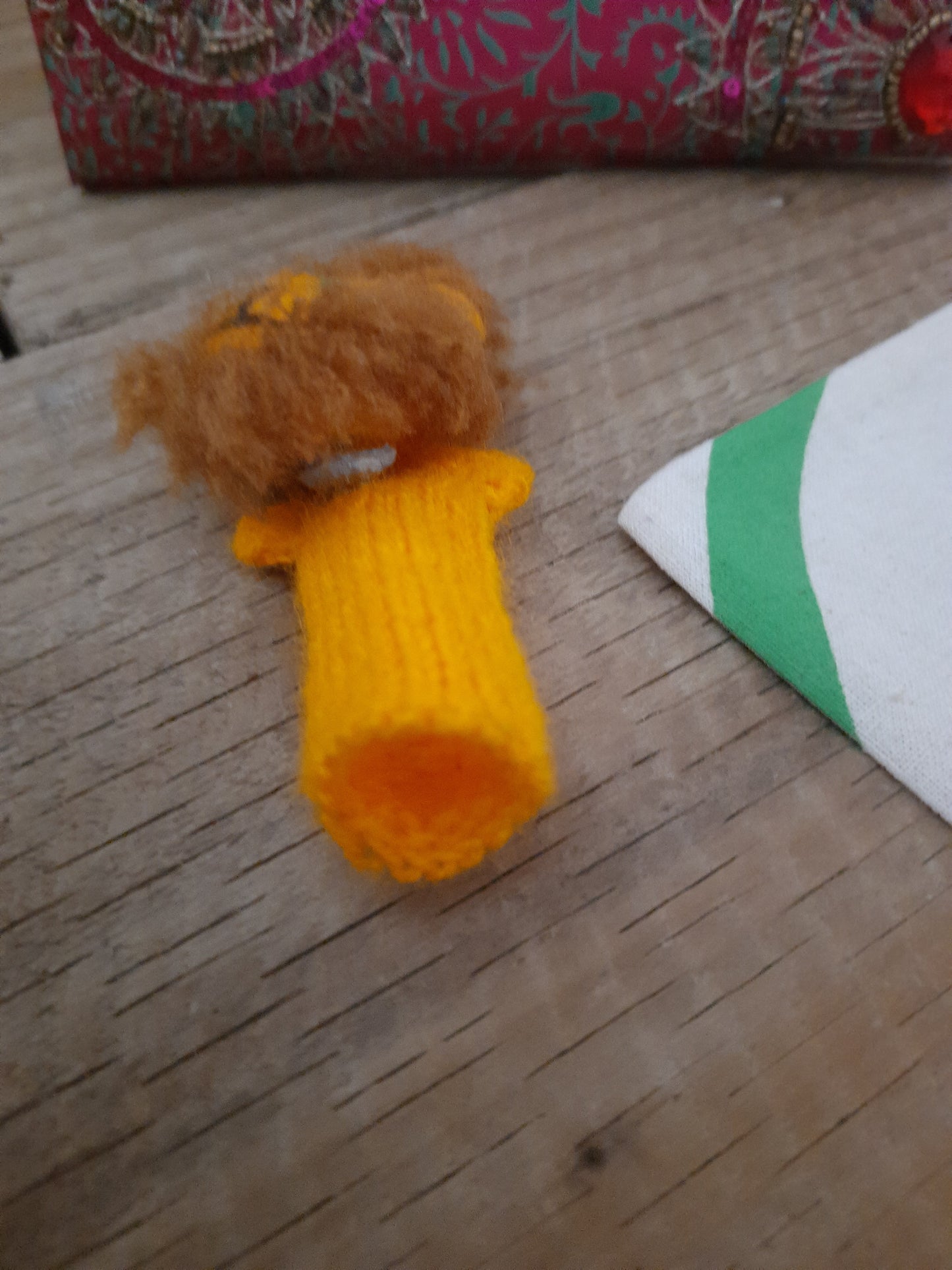 Sumptuous Lion Animal Finger Puppet