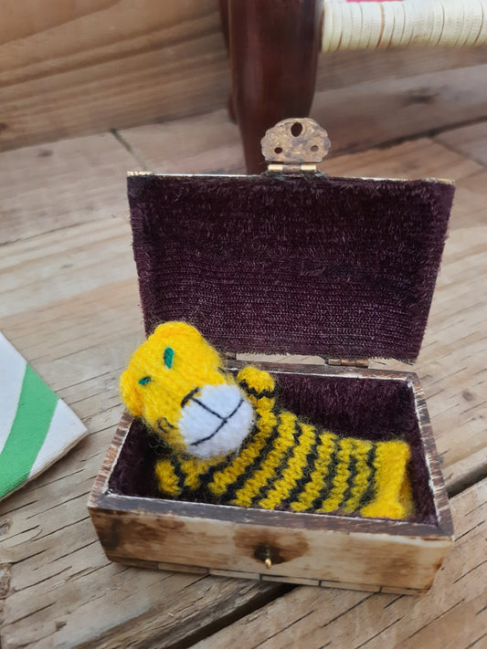 A Cute Tiger Family Finger Puppet