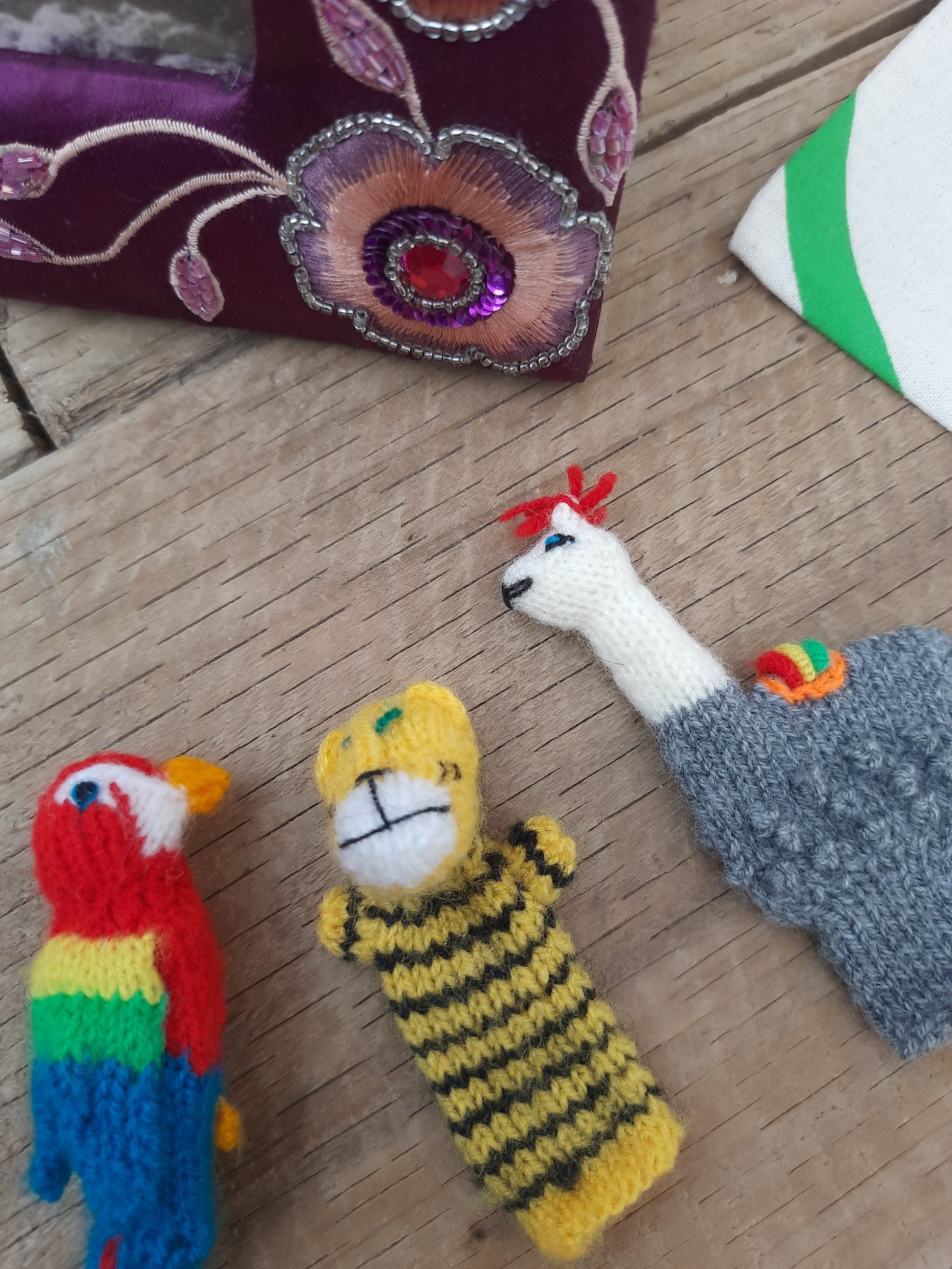 A Cute Tiger Family Finger Puppet