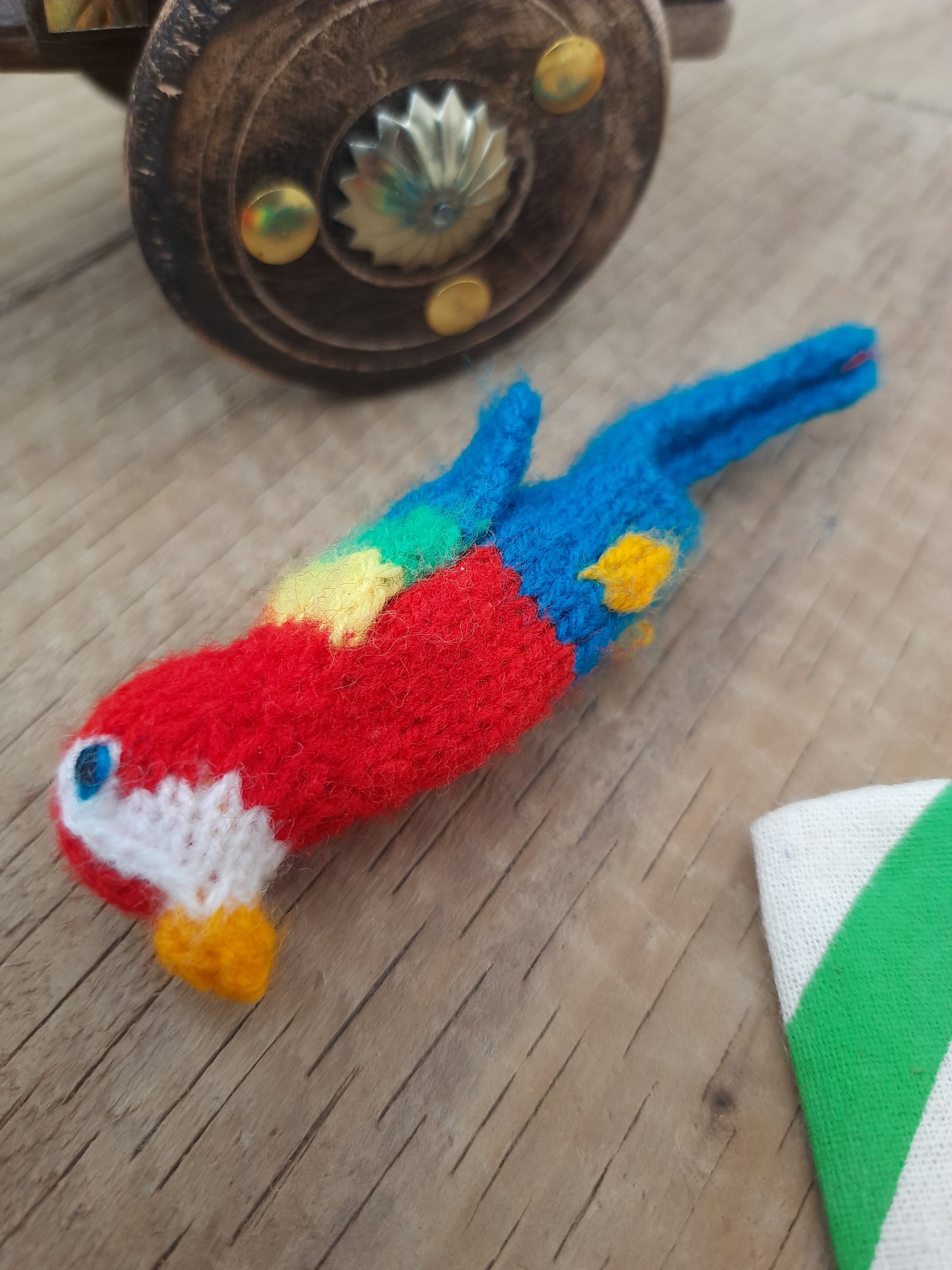 Adorable Bird Christmas Finger Puppet