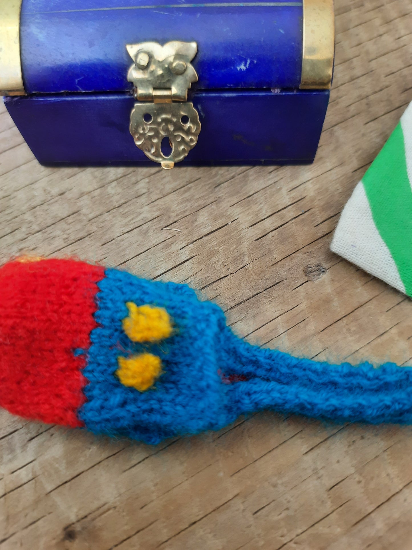 Adorable Bird Christmas Finger Puppet