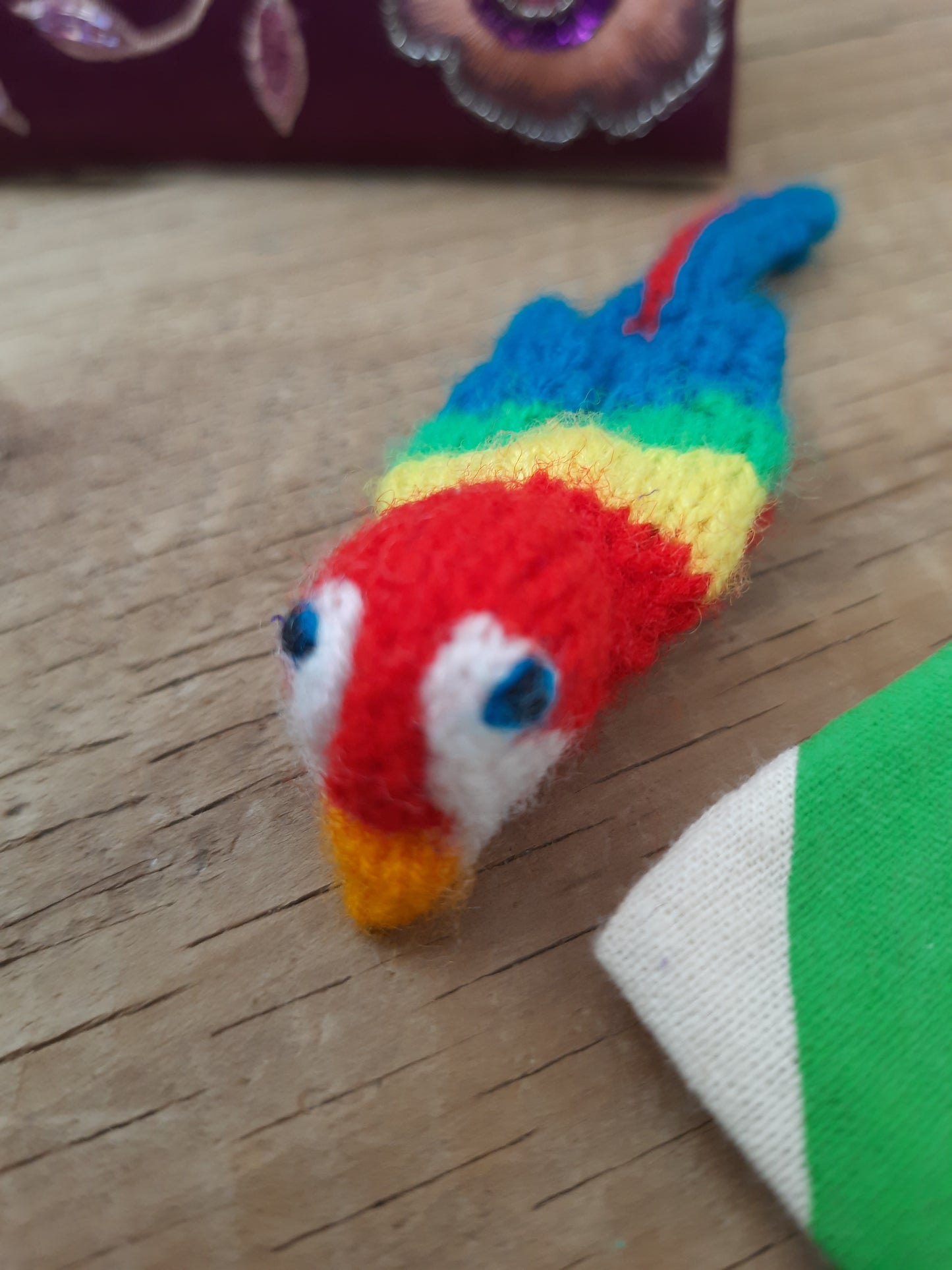 Adorable Bird Christmas Finger Puppet