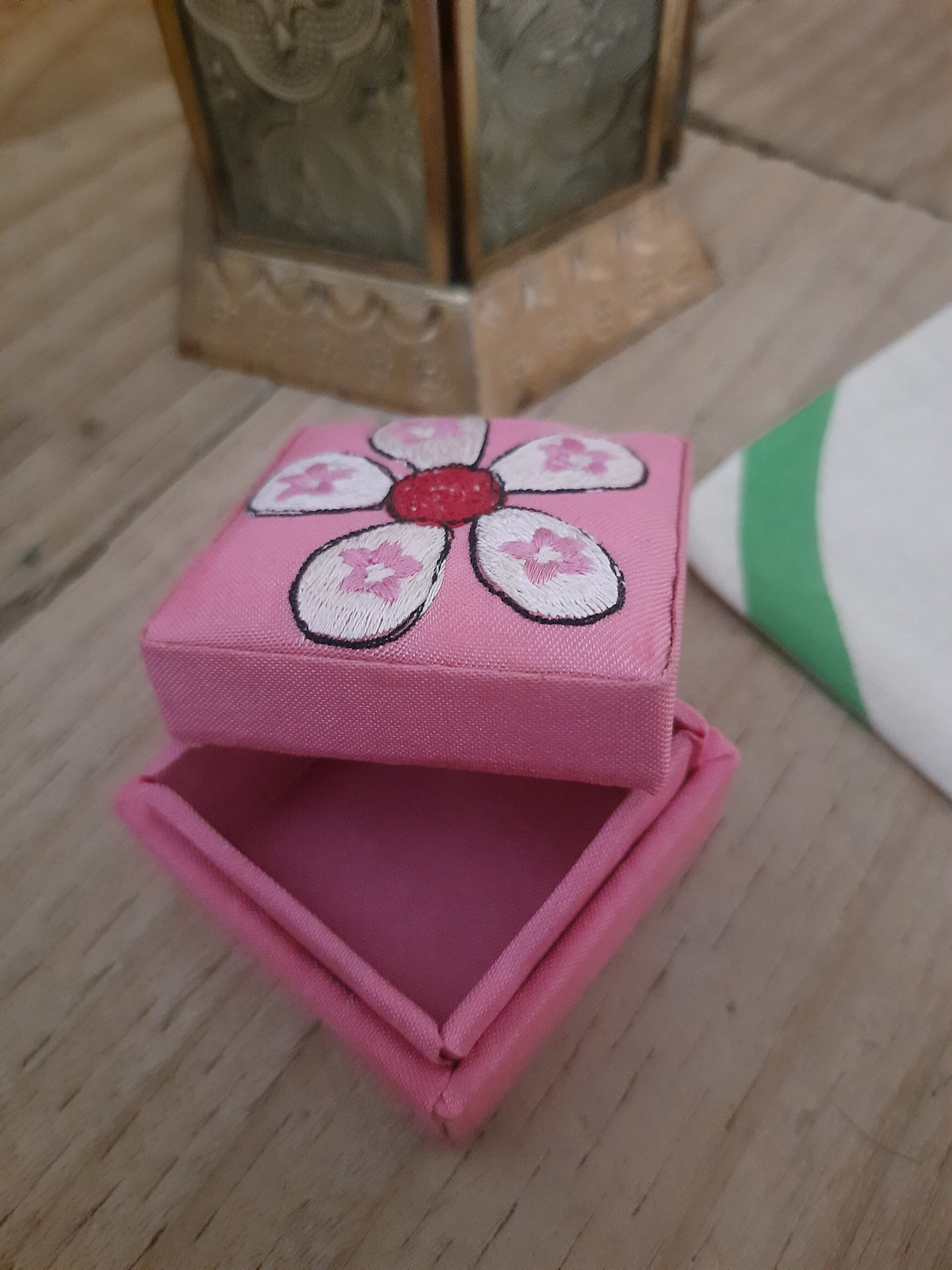 Jewellery Box For Earrings Rings