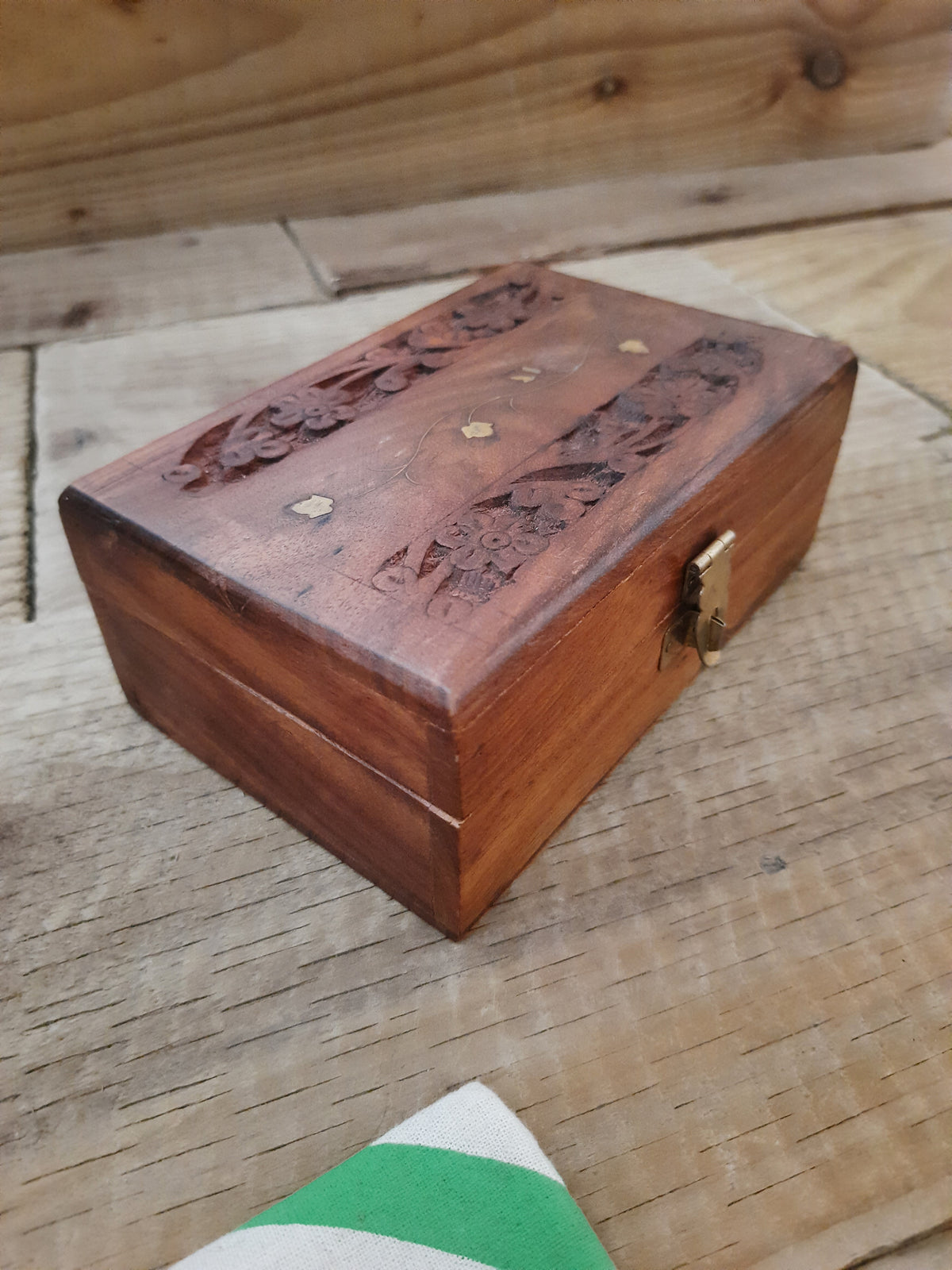 Big Green Apple Charm Jewellery Box
