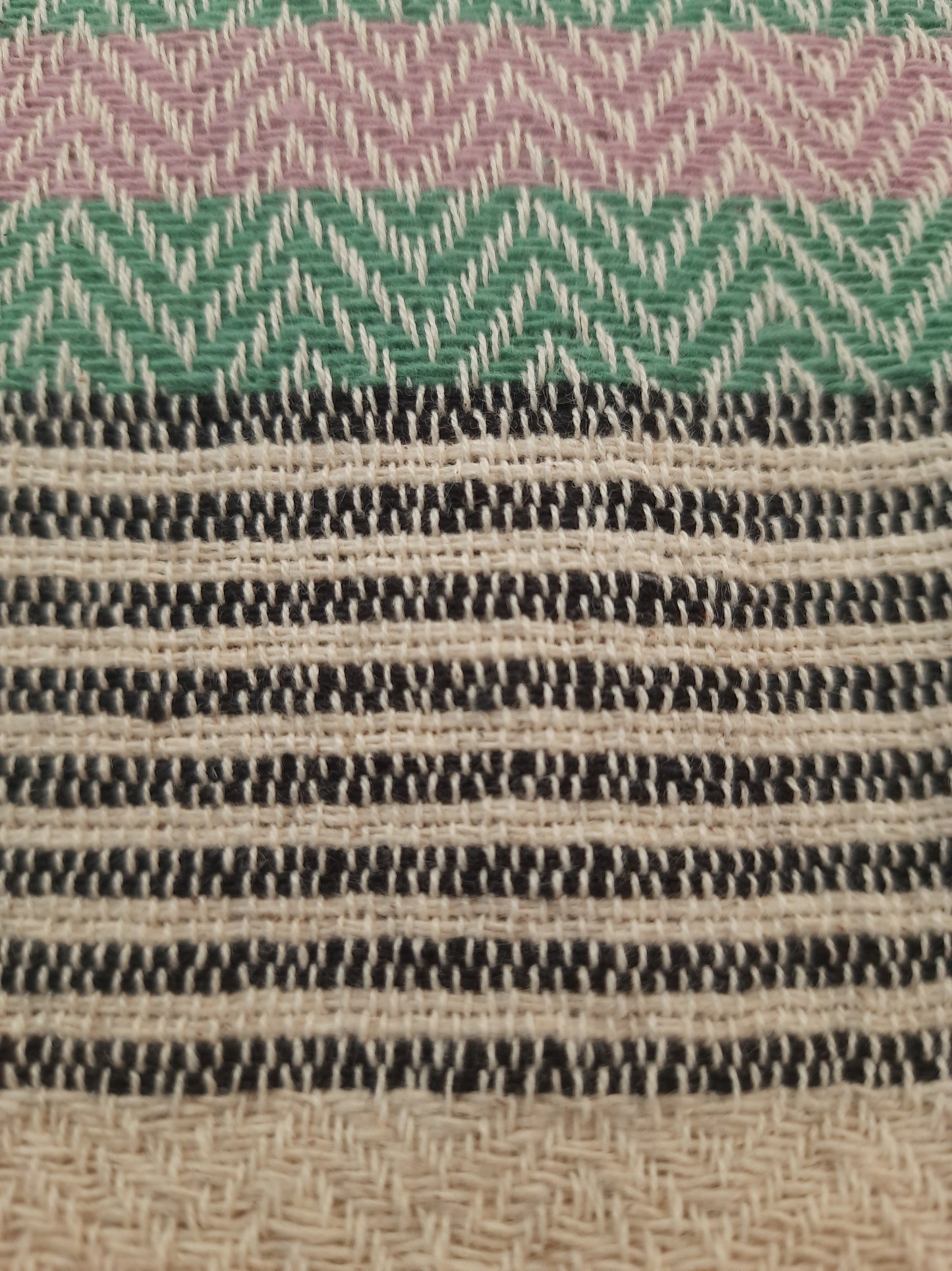 Tassel-Edge Cozy Throw Blanket