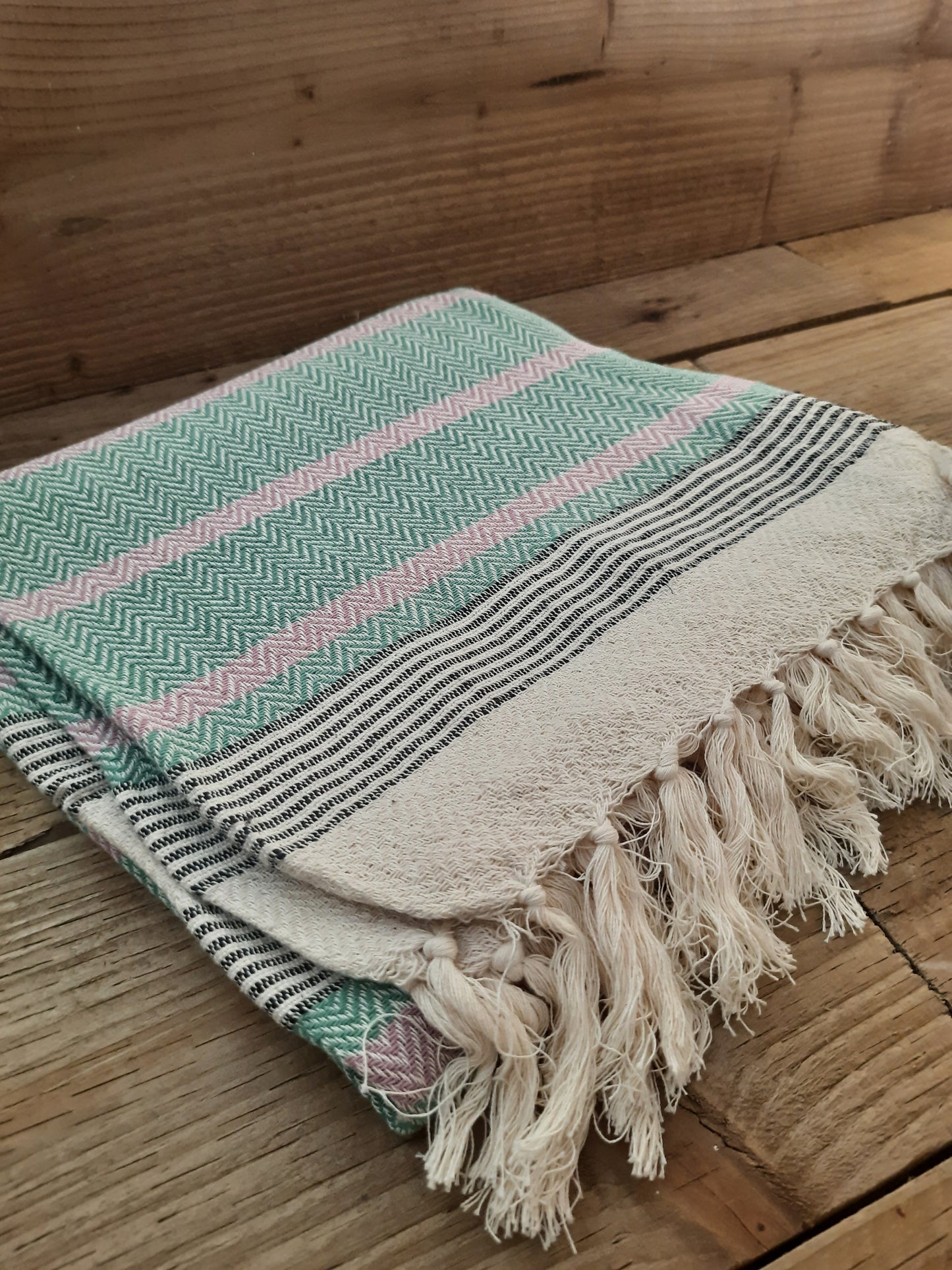 Tassel-Edge Cozy Throw Blanket