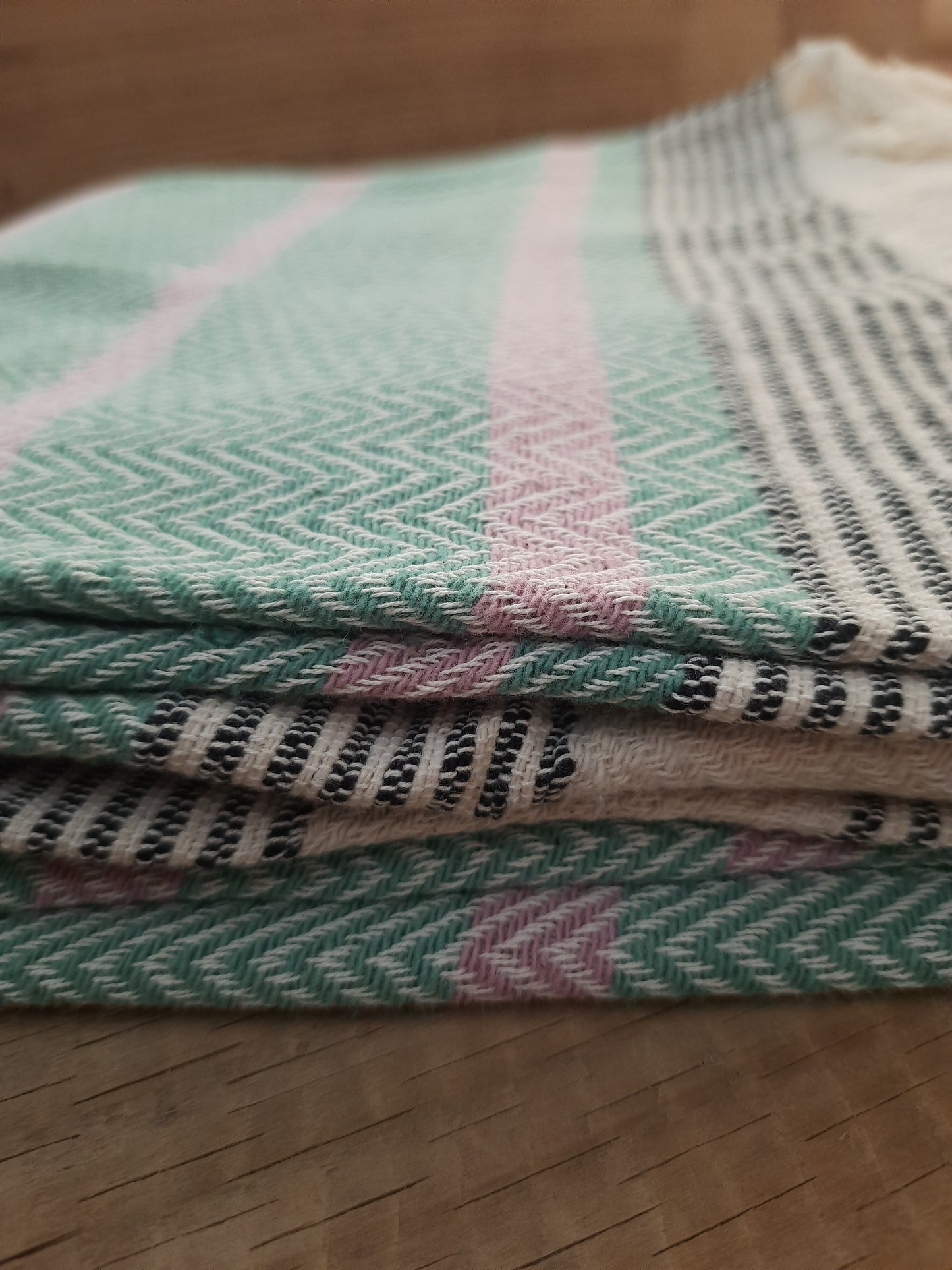 Tassel-Edge Cozy Throw Blanket