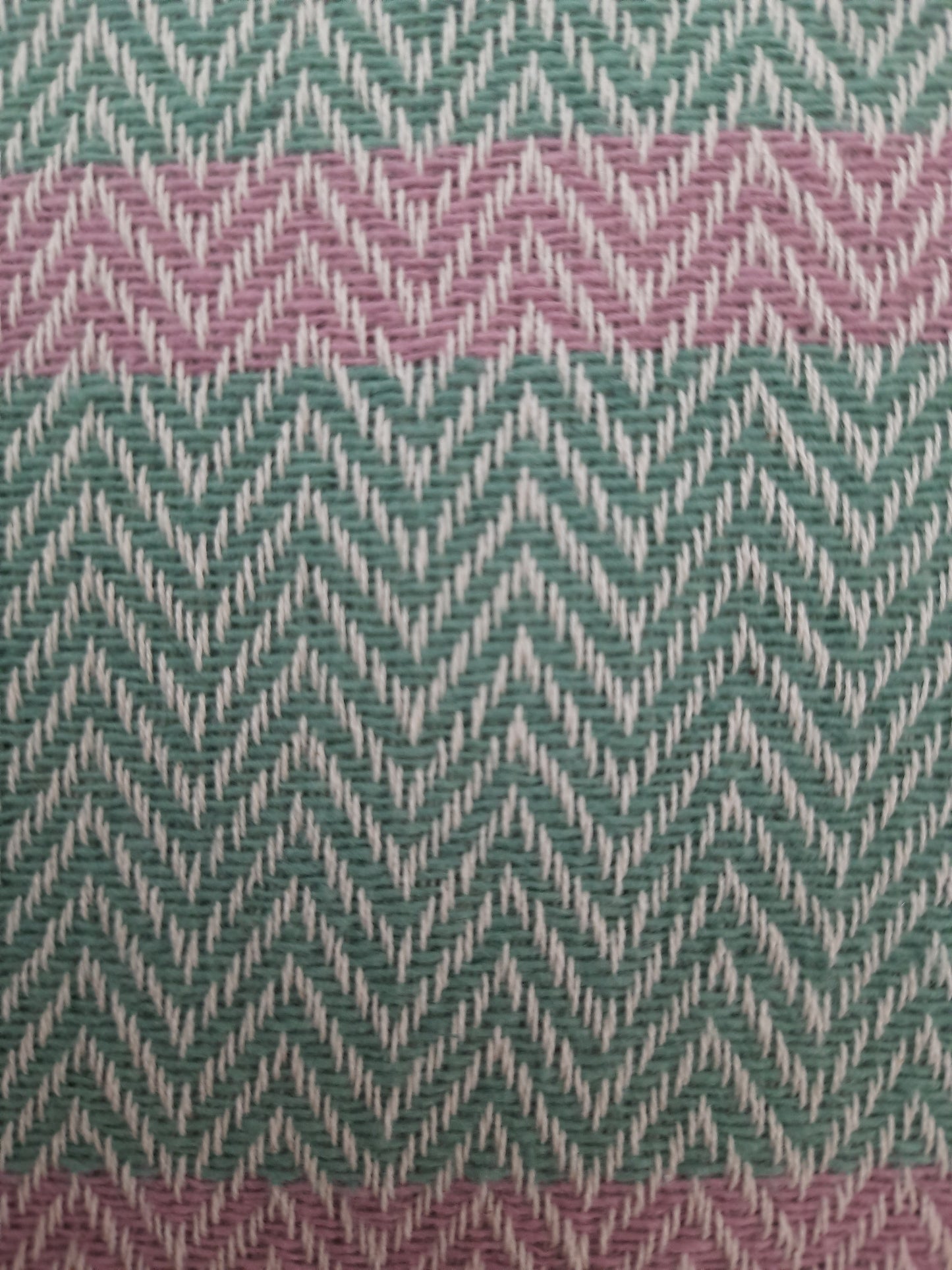 Tassel-Edge Cozy Throw Blanket