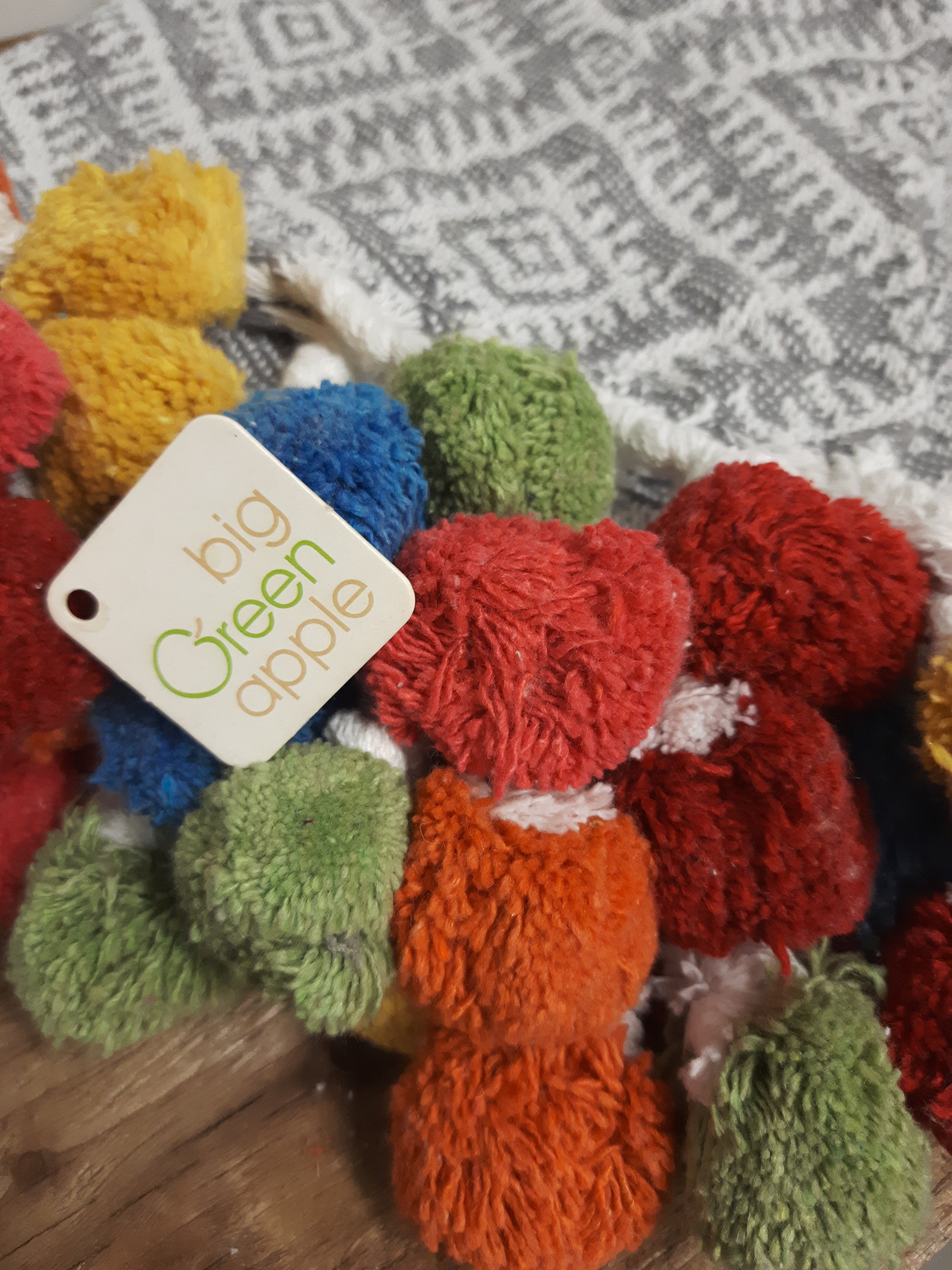 Fair Trade Throw Throws Blankets Ethical BIG GREEN APPLE Big Green Apple