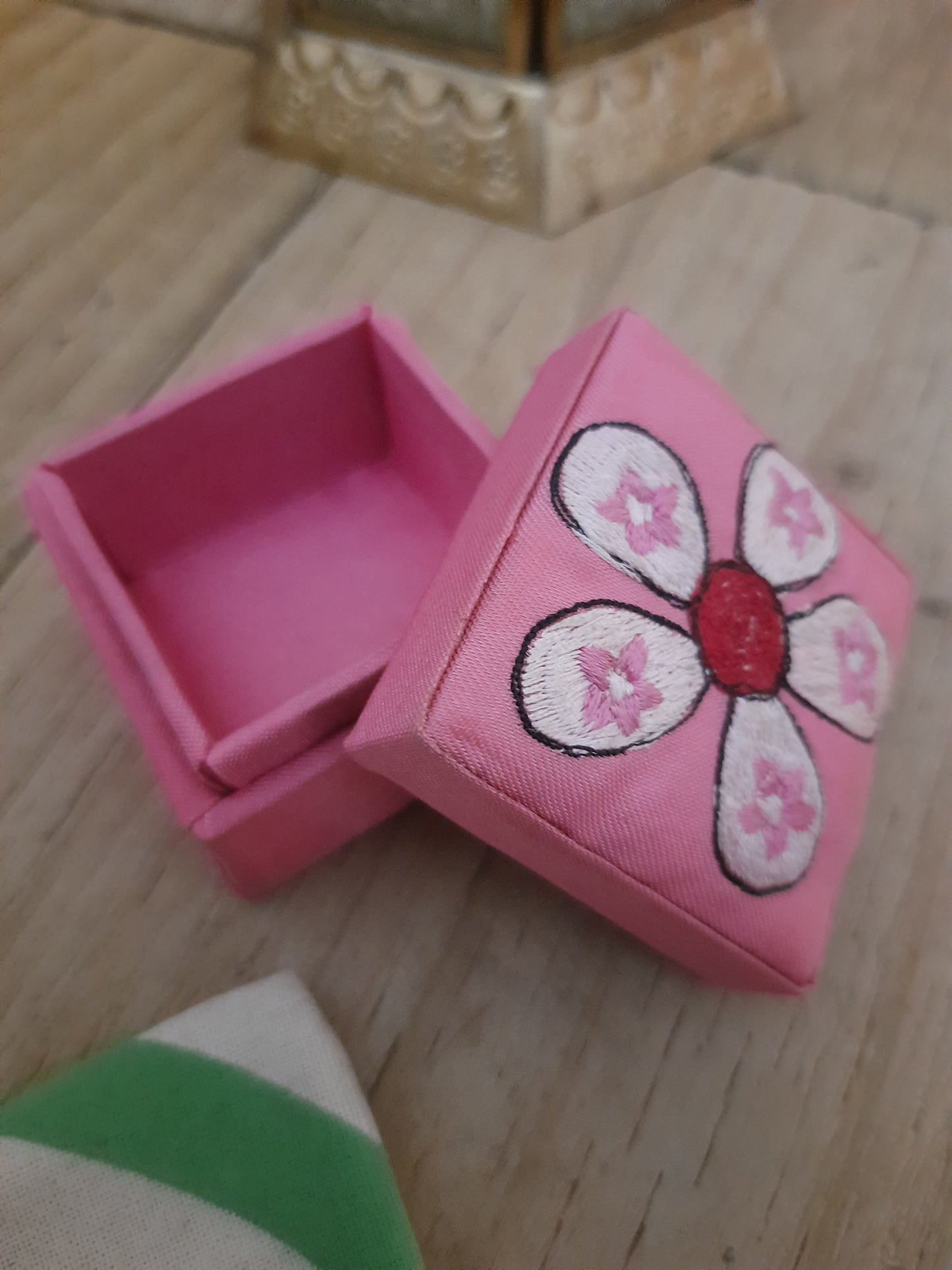 Jewellery Box For Earrings Rings