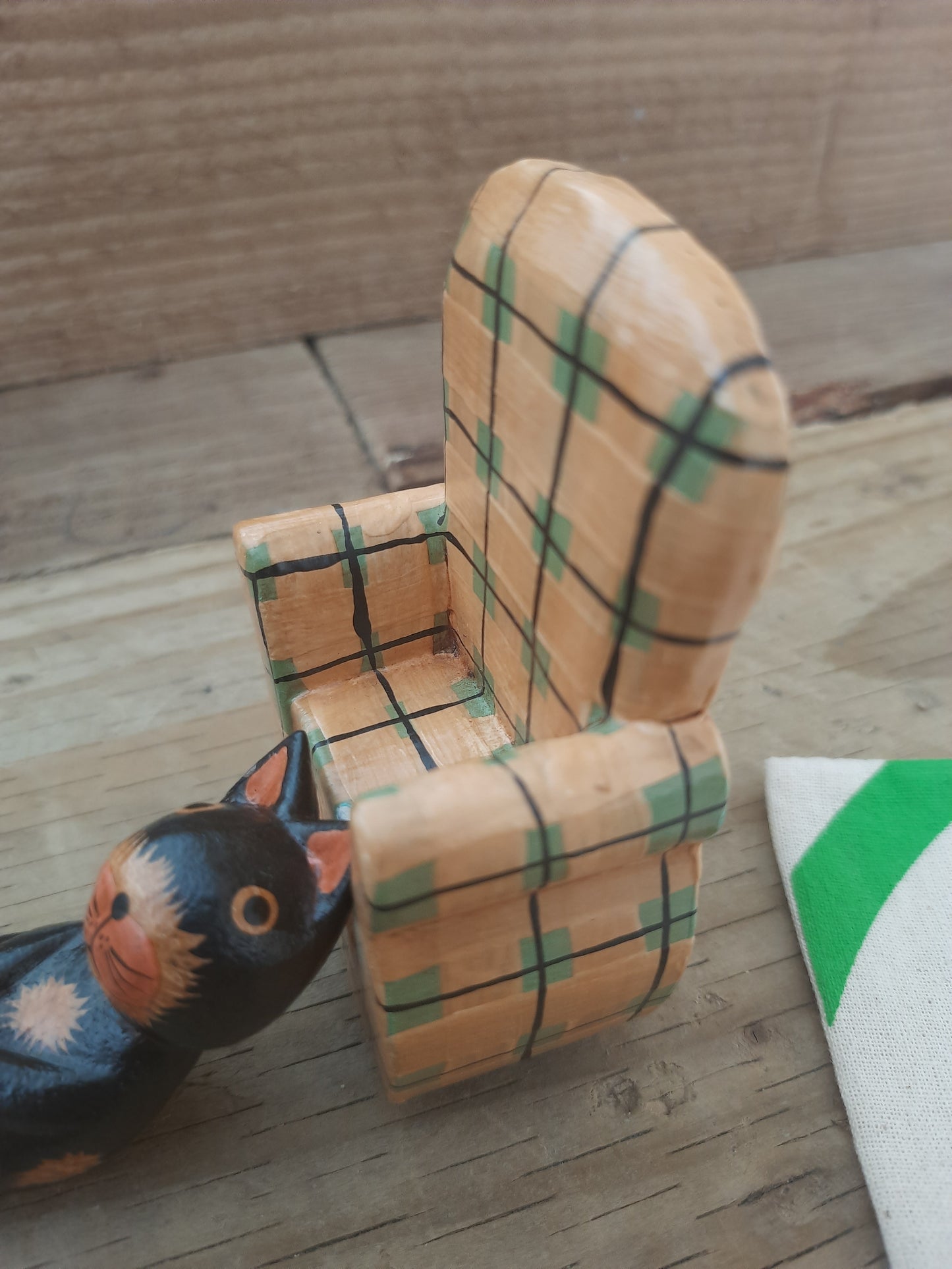 Cute Wooden Cat Figurine