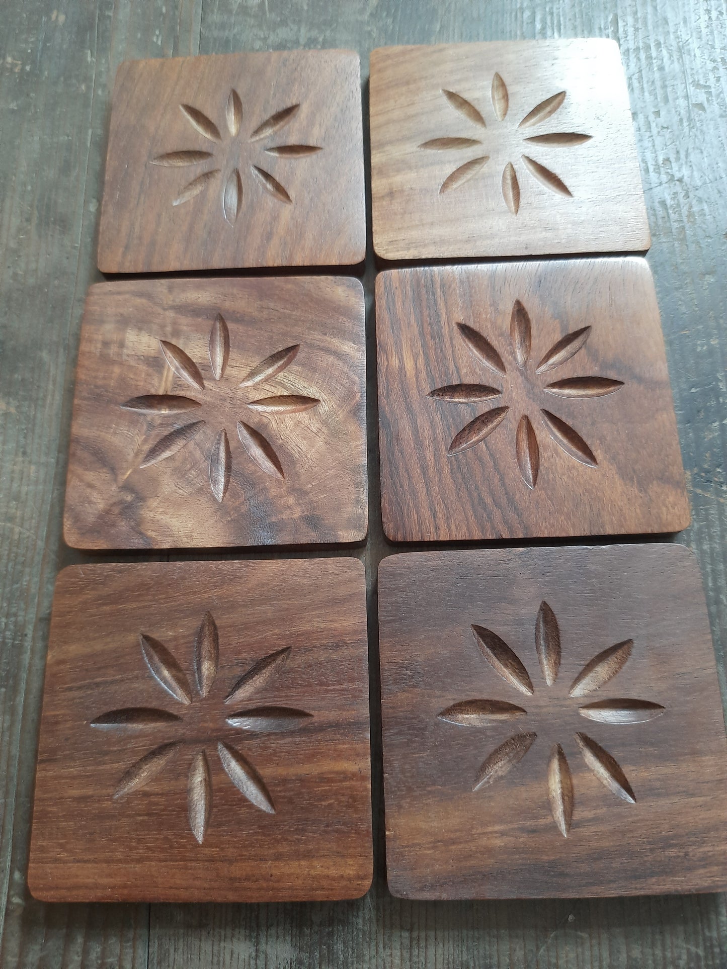 Sheesham Wood Coaster Set – 6-Piece Drink Coasters with Storage Stand