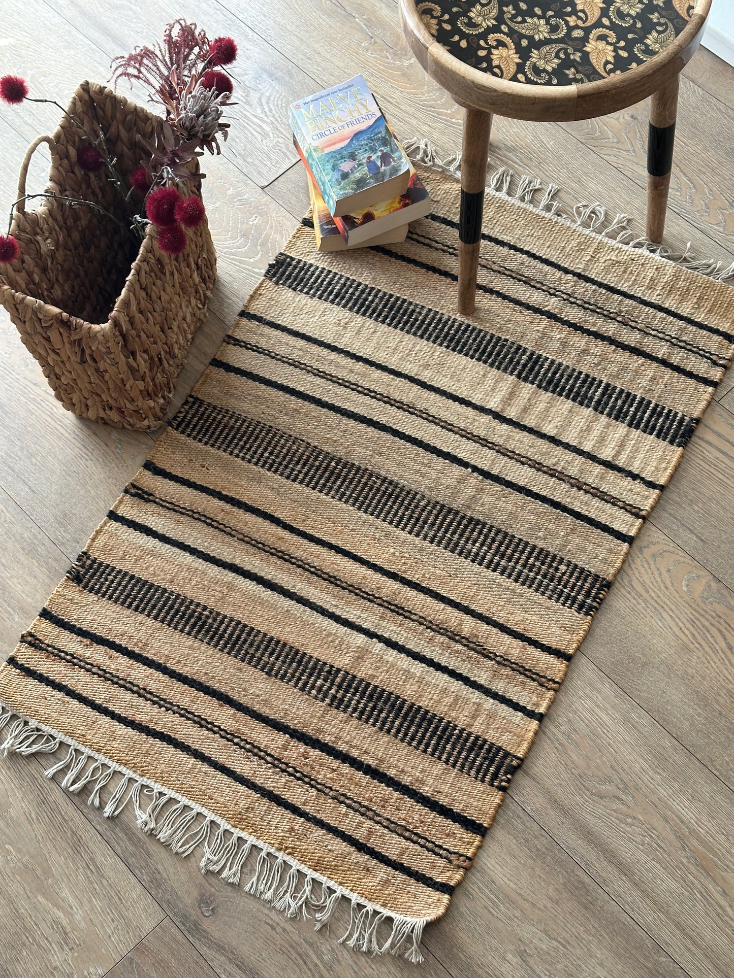 Black and beige cotton rug with geometric design