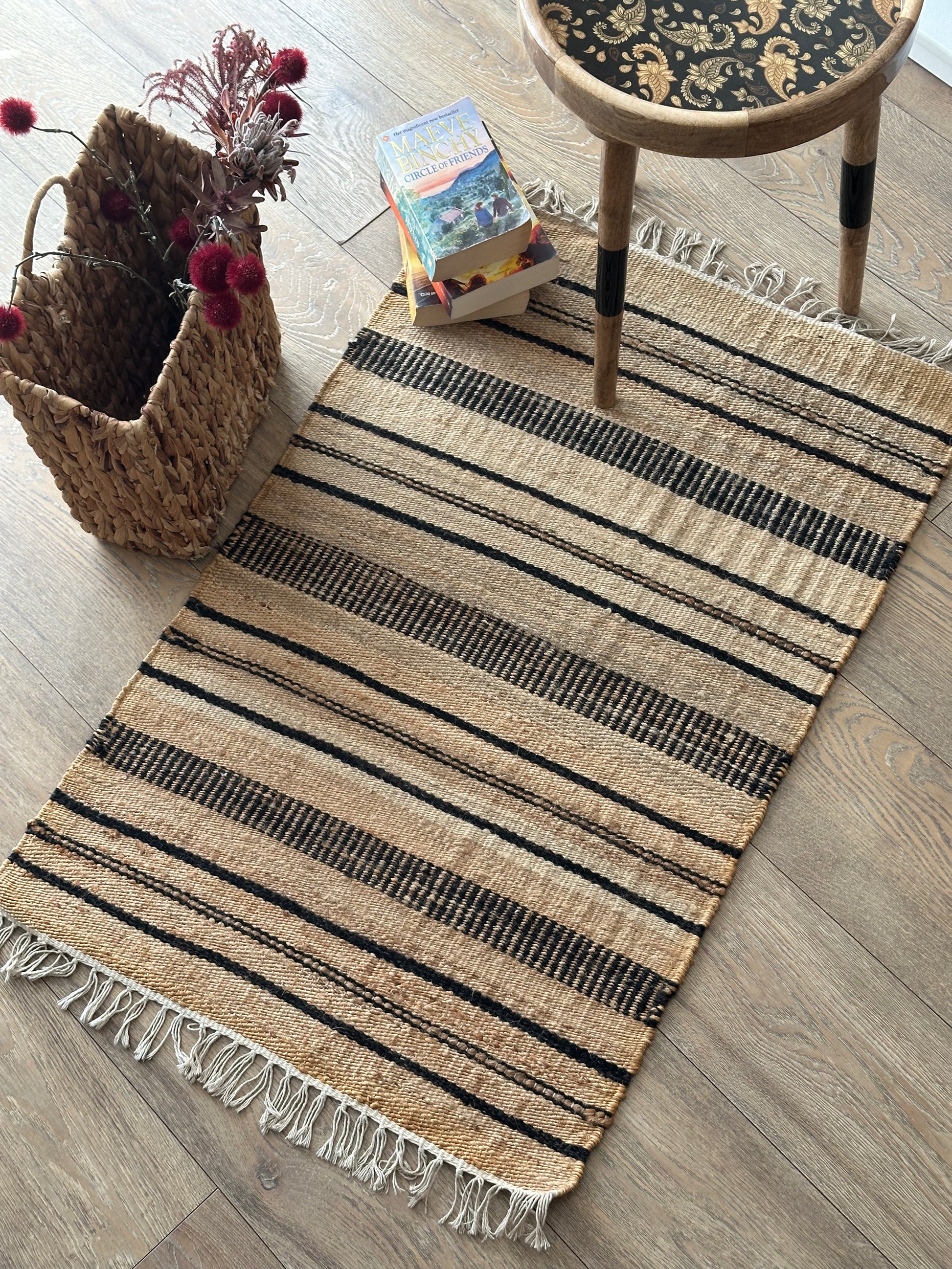 Black and beige cotton rug with geometric design