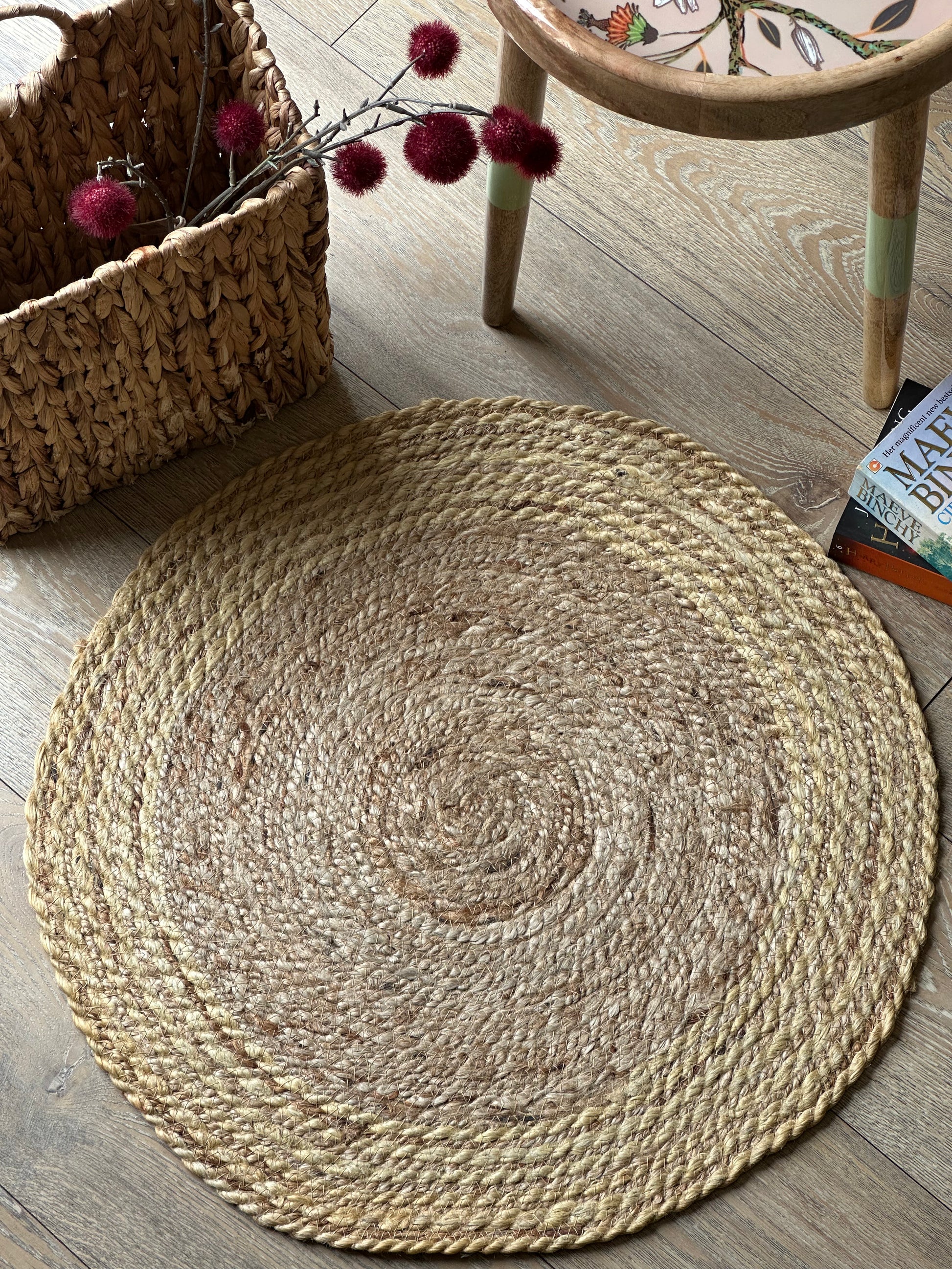 Contrast beige jute rug handmade in India