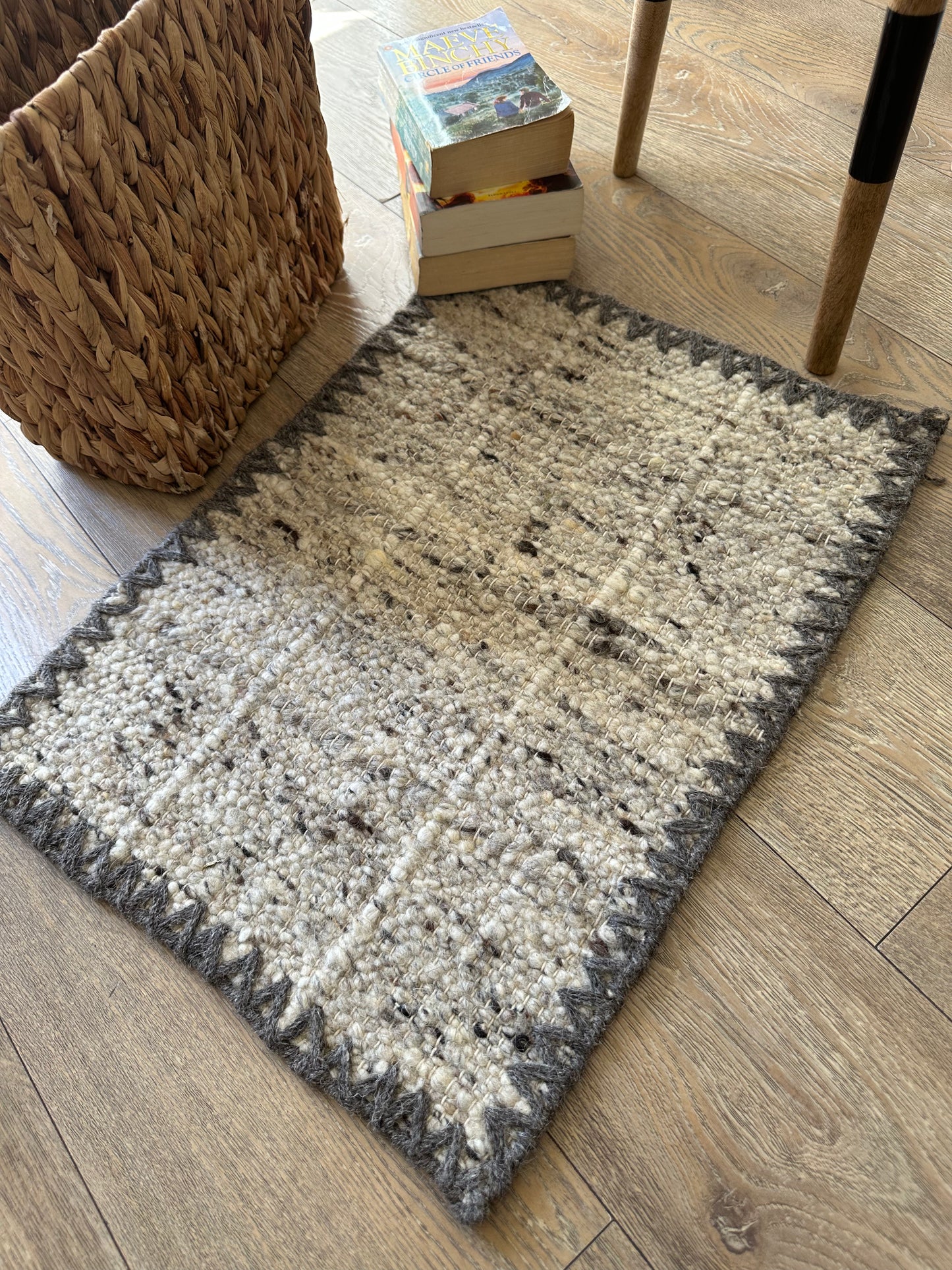 Wool cotton rug made from natural fibres