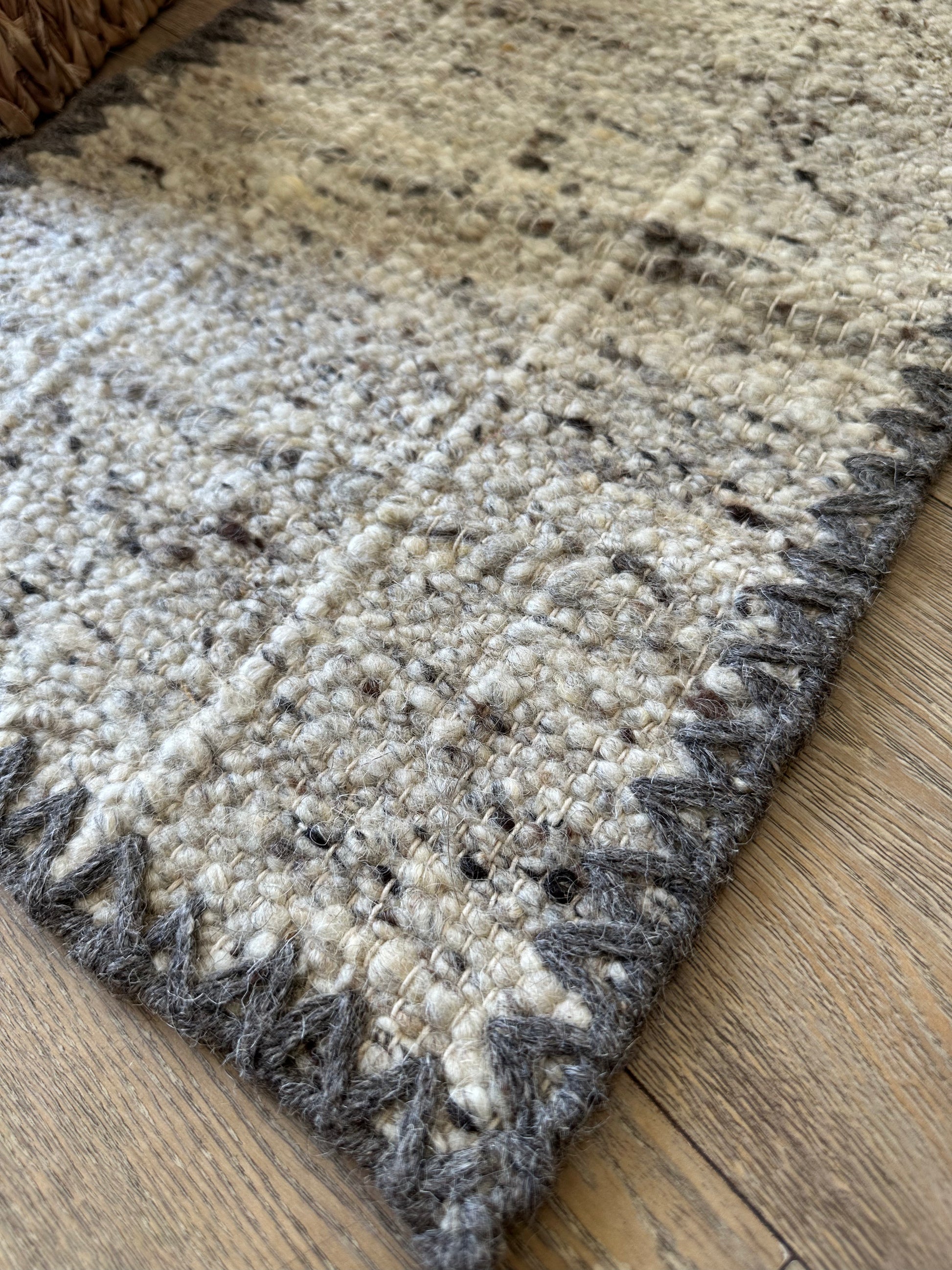 Small grey and white wool rug for the home