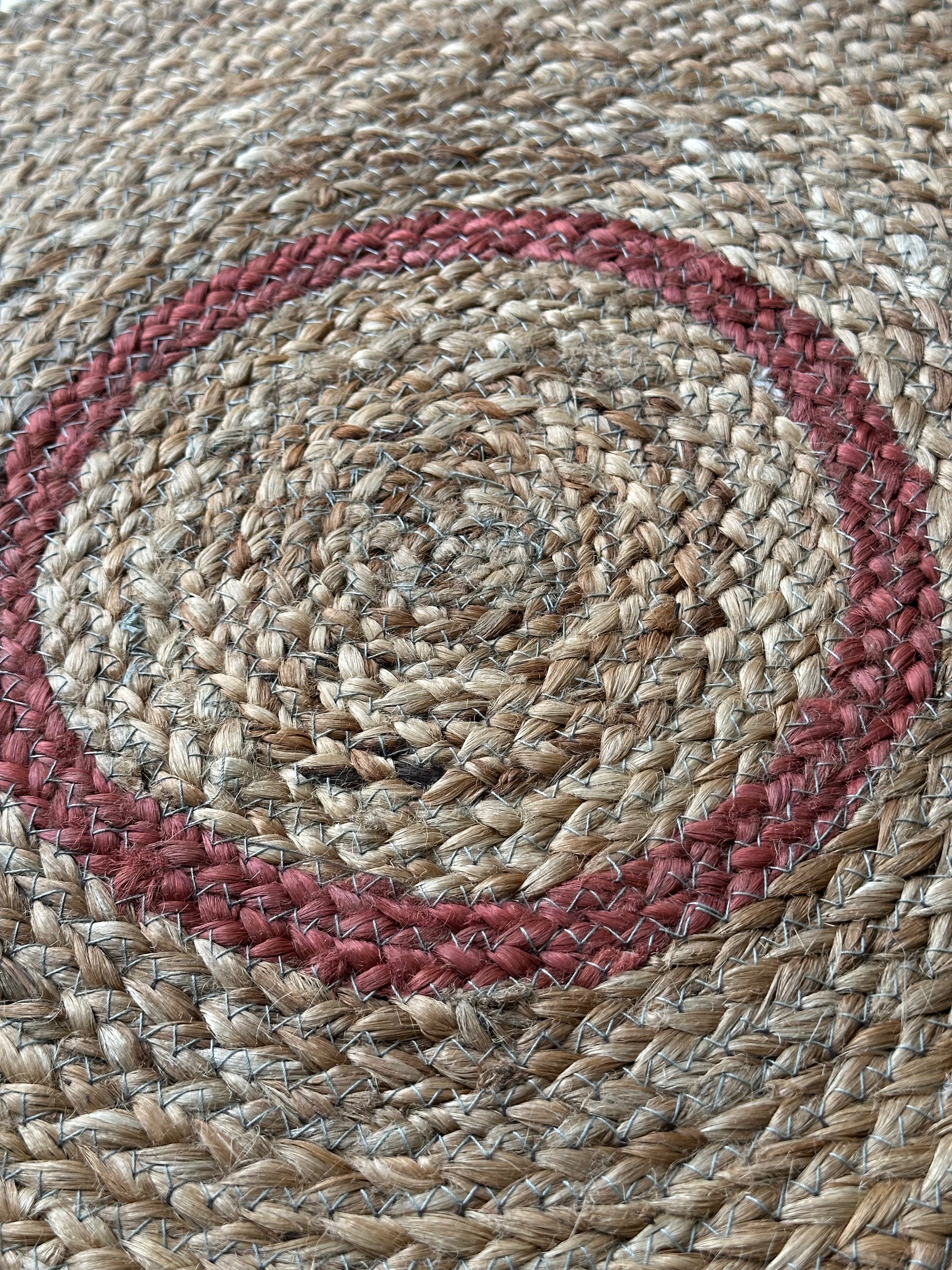 Natural jute rug as a characterful home accessory