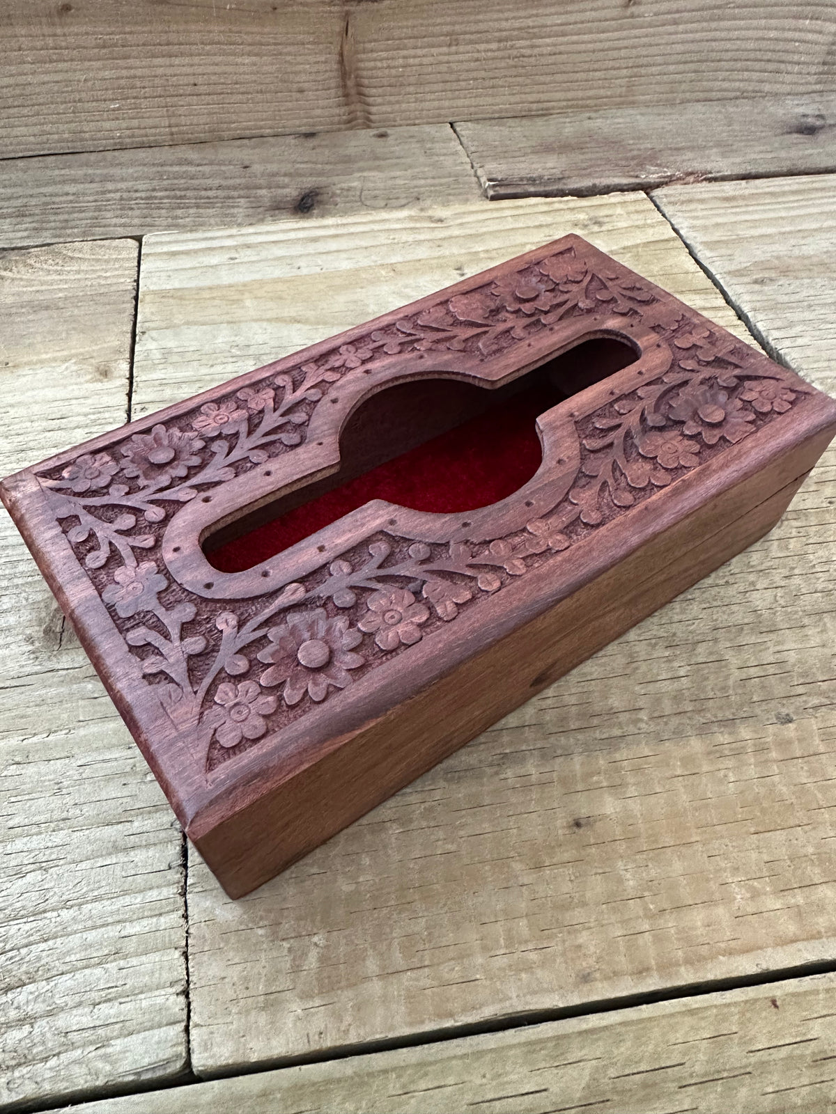 Decorative Sheesham wood tissue box from India