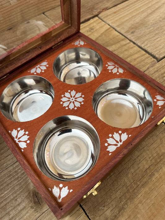 Sheesham wood spice box with glass lid