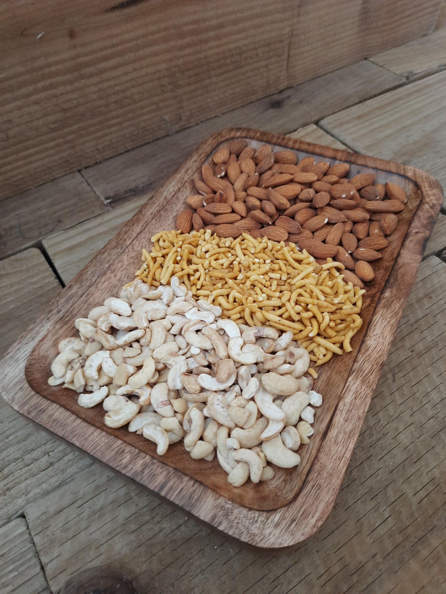 Rustic mango wood serving tray for food and drinks