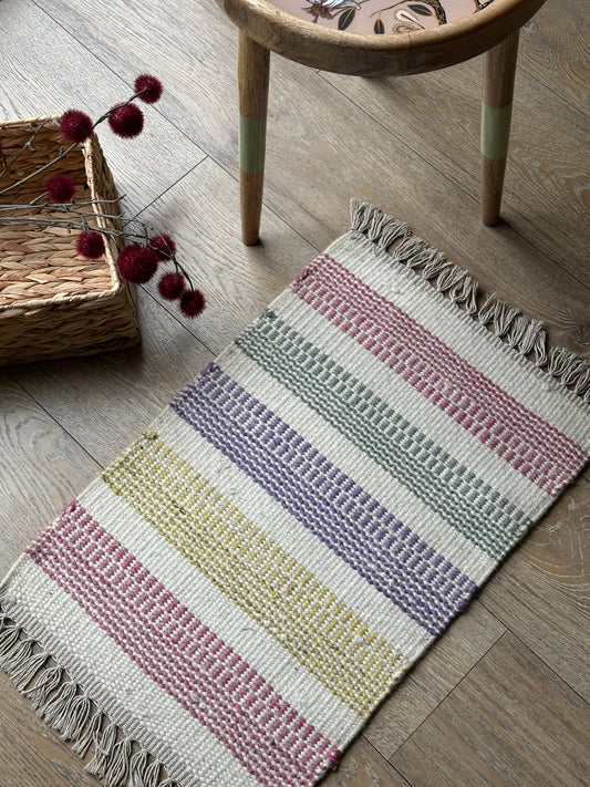 Multicoloured cotton rug made in India