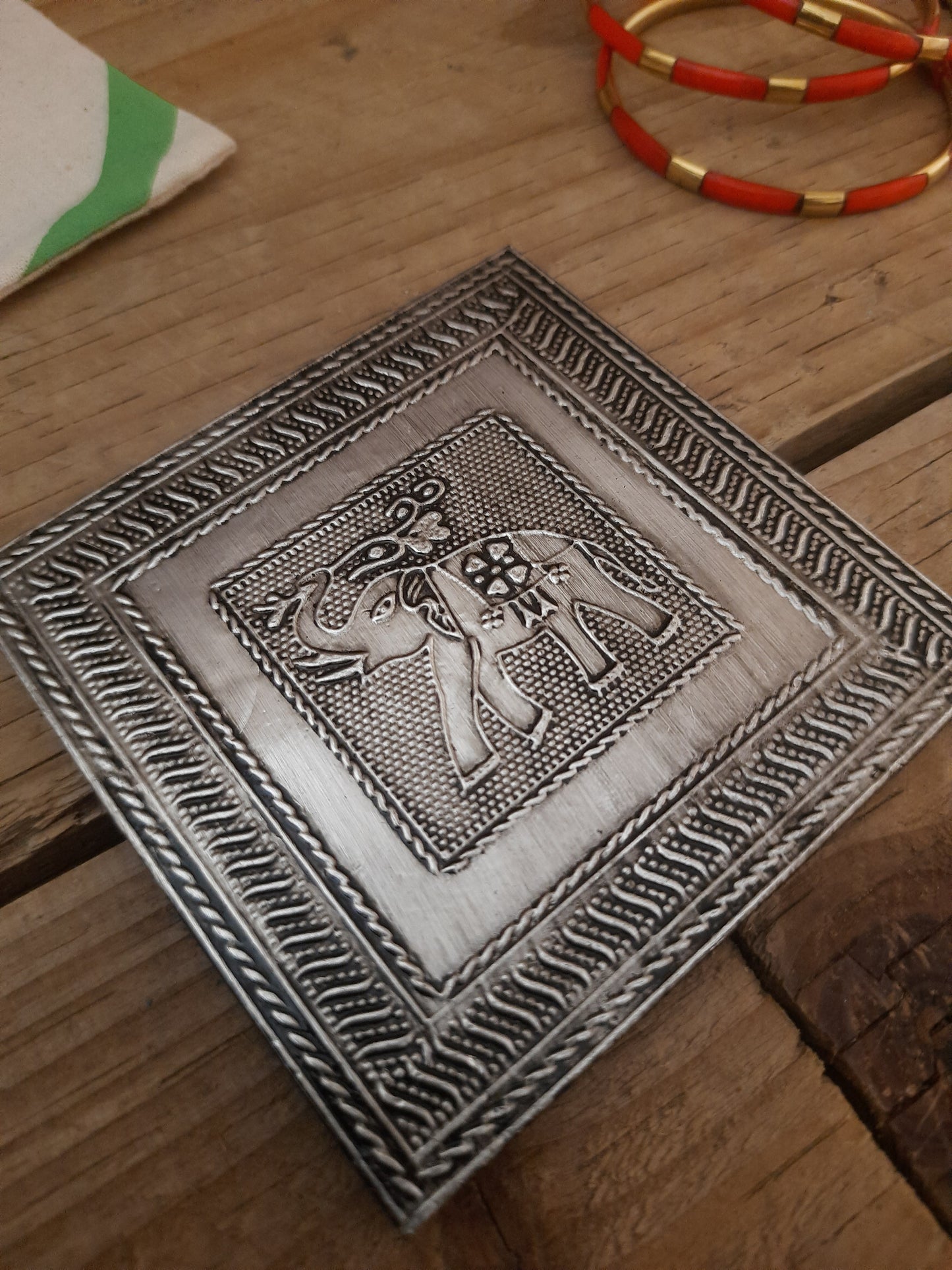 Elephant coasters with matching storage tray