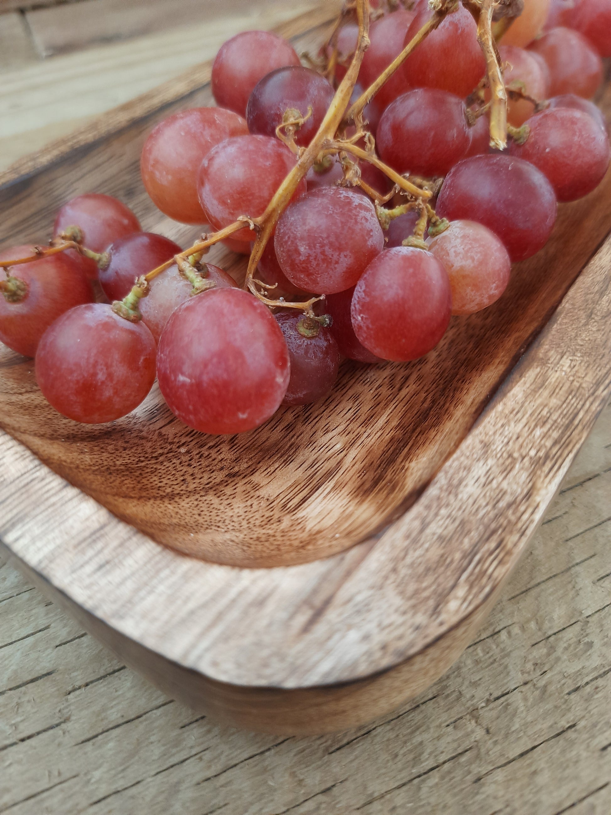 Wooden serving tray for appetisers and shared dishes