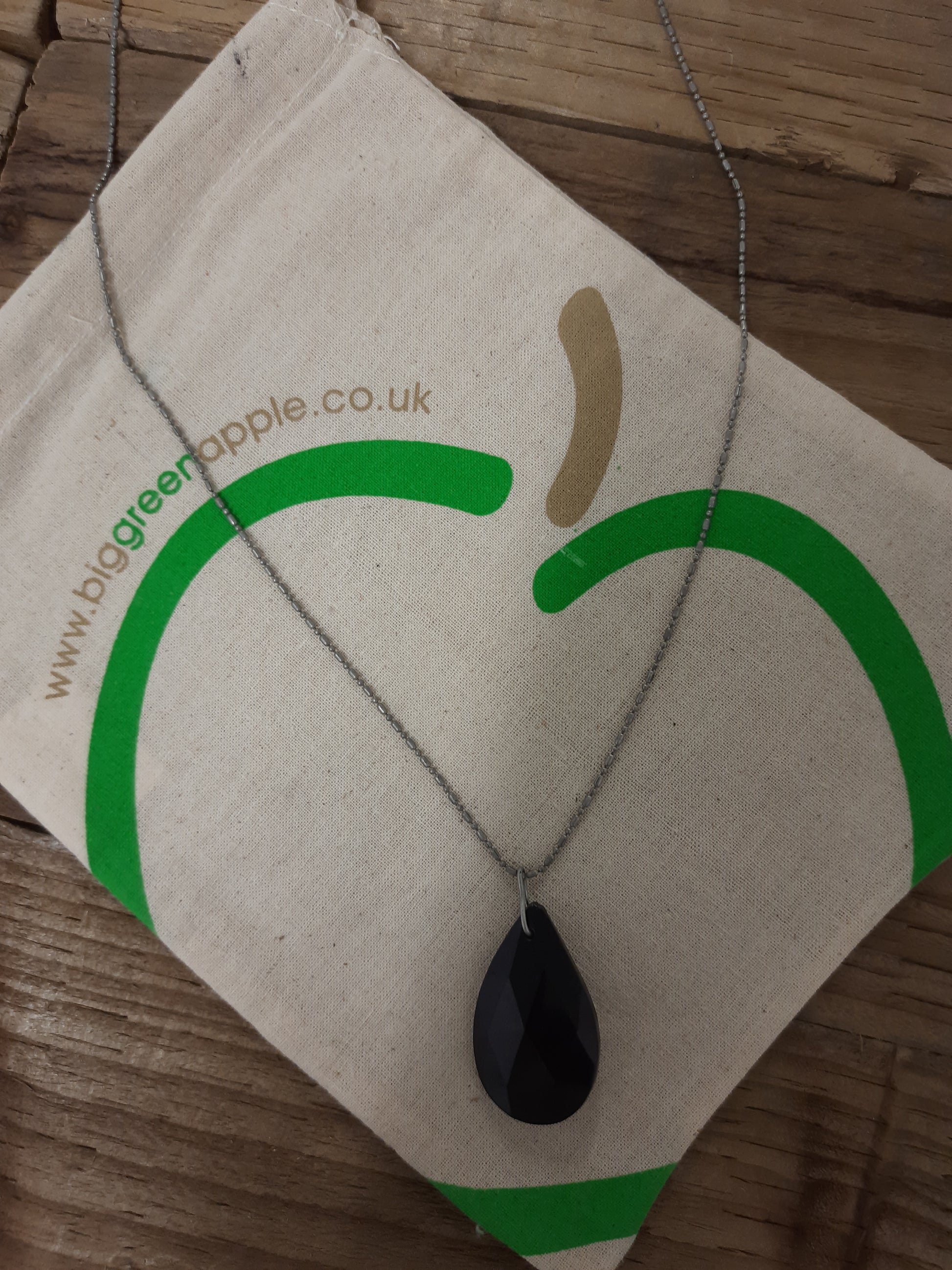 Eco Friendly Online Stores, Christmas Gifts, Ethically Sourced Gifts, Fair Trade Gifts, Jewellery, BIG GREEN APPLE 