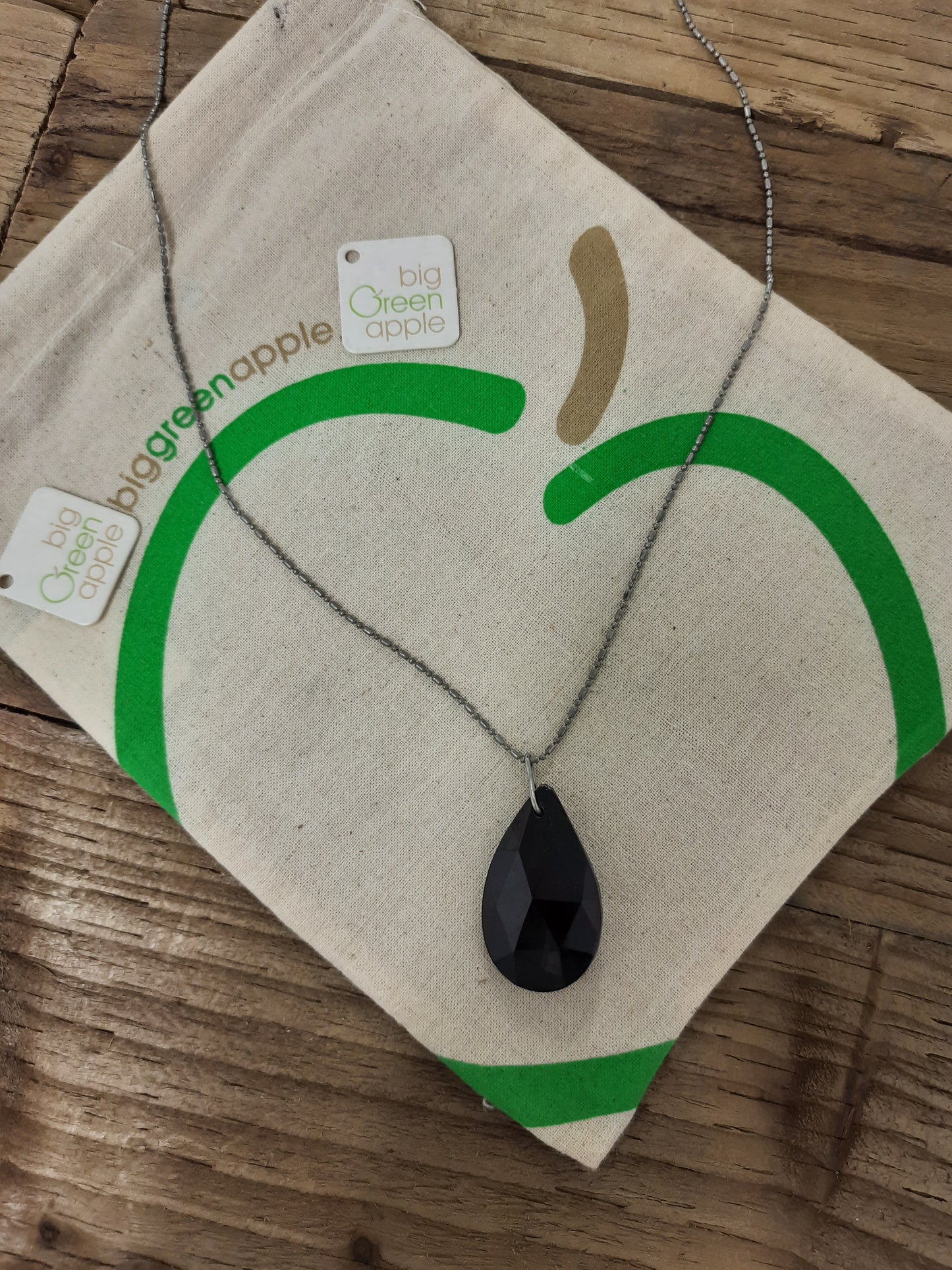 Eco Friendly Shop, Necklaces, Sustainable Living, Ethical Gifts, Gift Ideas, Jewellery, BIG GREEN APPLE 
